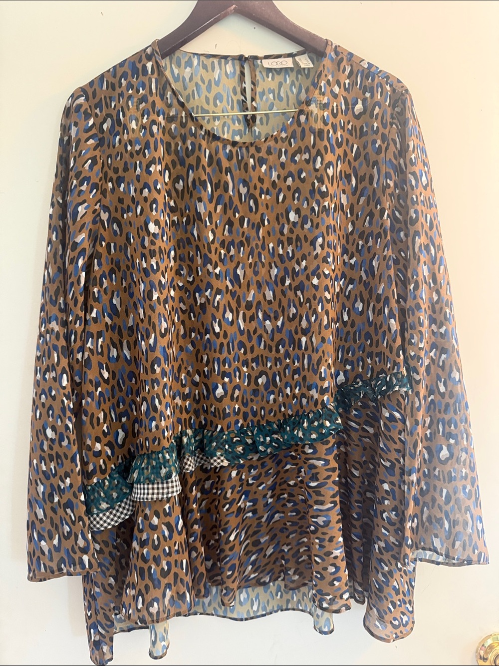 LOGO by Lori Goldstein Brown Blue  Leopard-Print Ruffle Tunic Blouse Sz L EUC